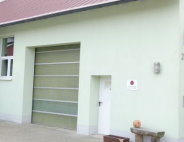 Lagerflche mit Sektionaltor